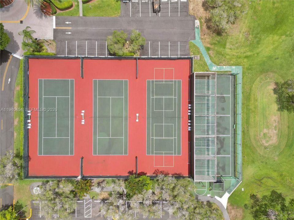 For Sale: $159,000 (2 beds, 2 baths, 1420 Square Feet)