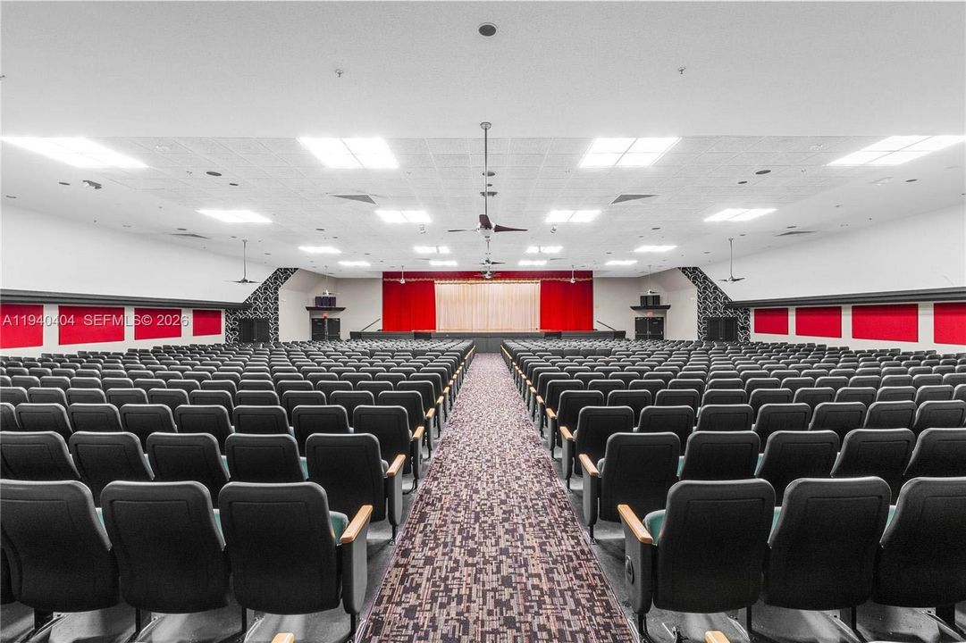 For Sale: $159,000 (2 beds, 2 baths, 1420 Square Feet)