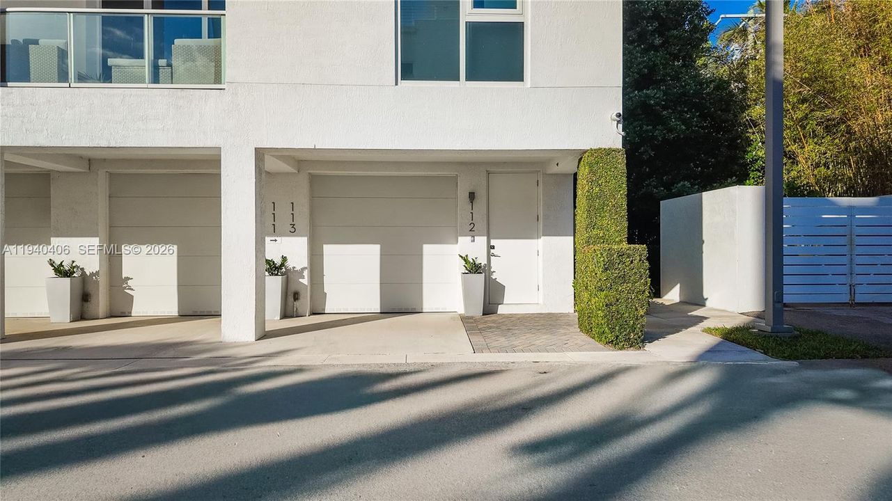 For Rent: $11,000 (3 beds, 2 baths, 2236 Square Feet)