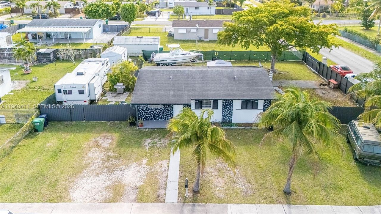 En Venta: $519,000 (3 camas, 2 baños, 1080 Pies cuadrados)