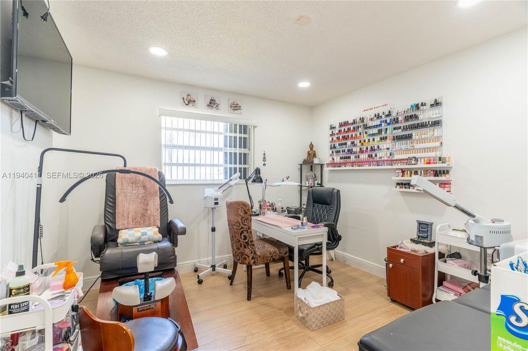 En Venta: $519,000 (3 camas, 2 baños, 1080 Pies cuadrados)