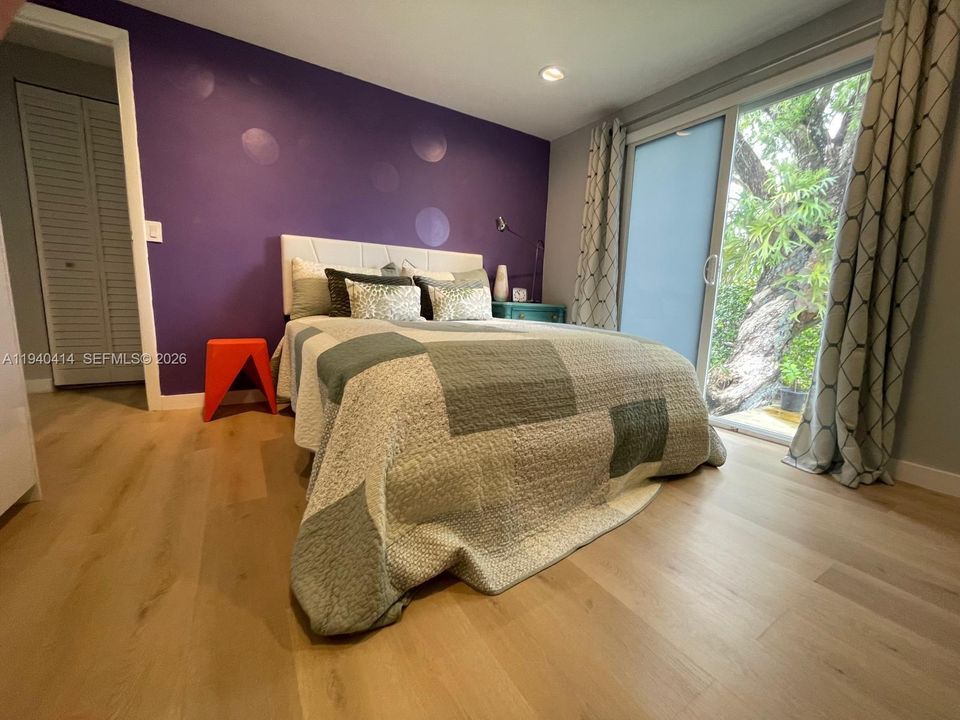 For Sale: $265,000 (3 beds, 3 baths, 1170 Square Feet)