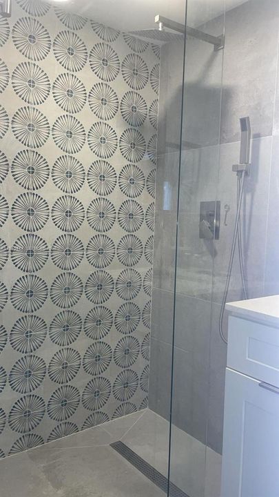 For Sale: $265,000 (3 beds, 3 baths, 1170 Square Feet)