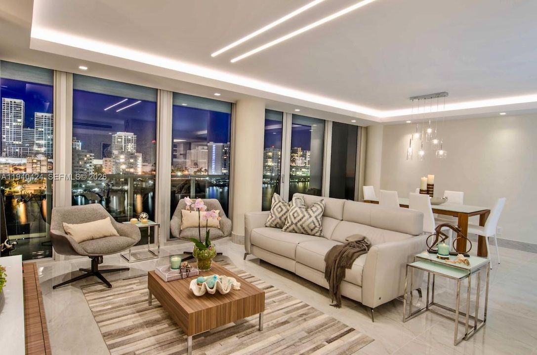 For Sale: $875,000 (2 beds, 2 baths, 1550 Square Feet)