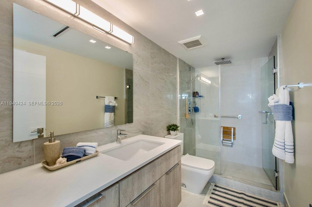 For Sale: $875,000 (2 beds, 2 baths, 1550 Square Feet)