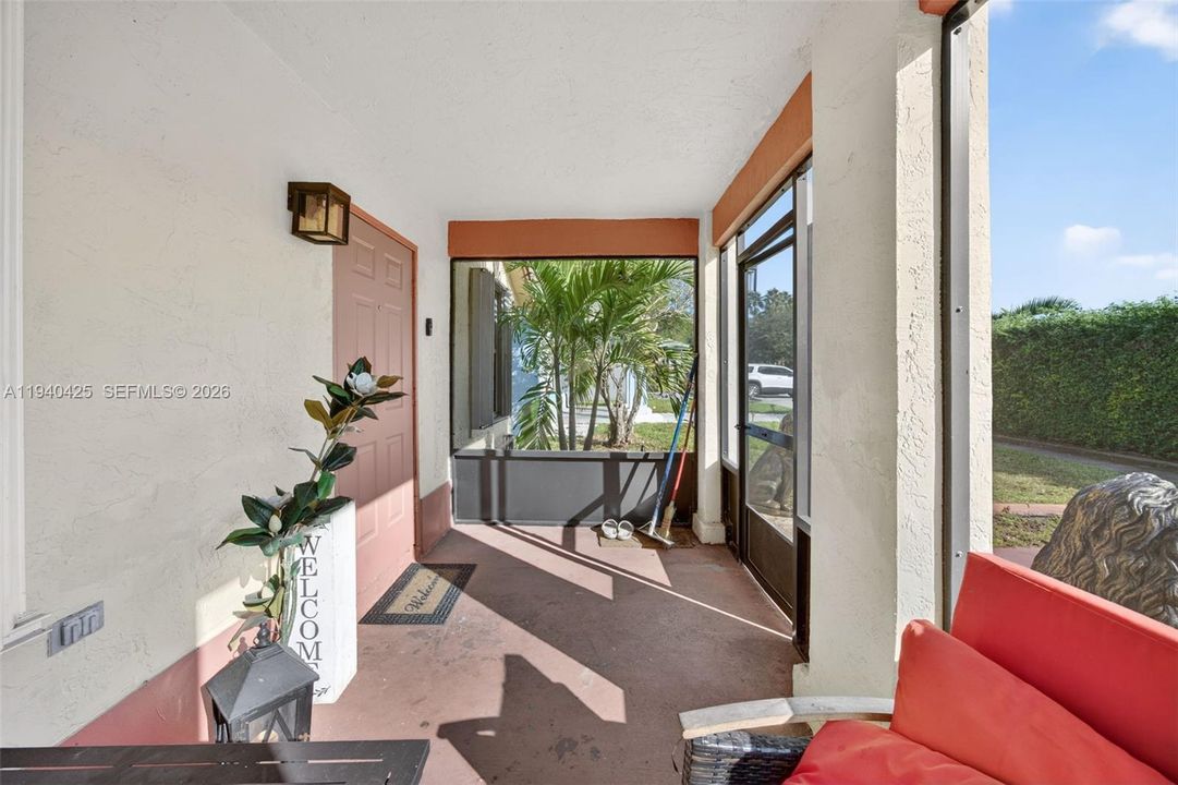 For Rent: $2,400 (3 beds, 1 baths, 1125 Square Feet)