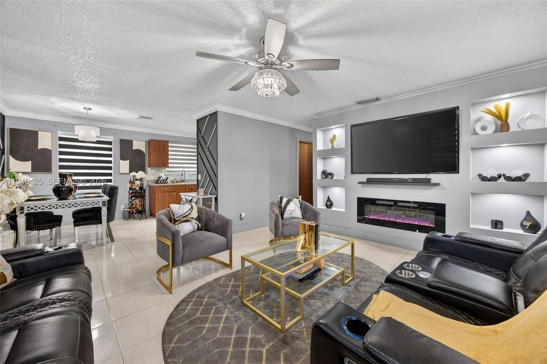 For Rent: $2,400 (3 beds, 1 baths, 1125 Square Feet)