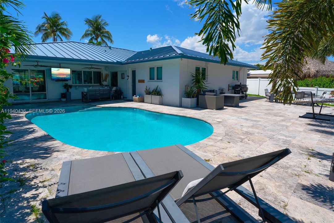 待售: $1,890,000 (4 贝兹, 2 浴室, 2250 平方英尺)