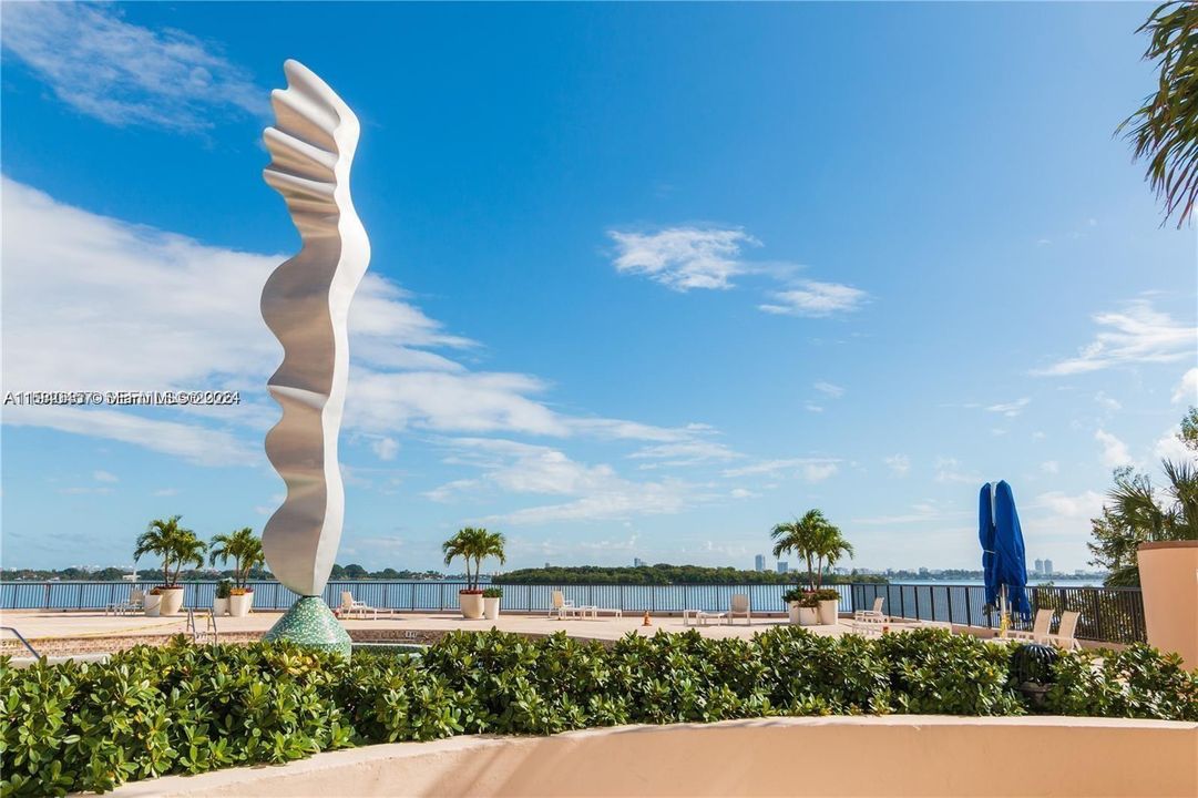 На продажу: $289,000 (2 спален, 2 ванн, 1460 Квадратных фут)