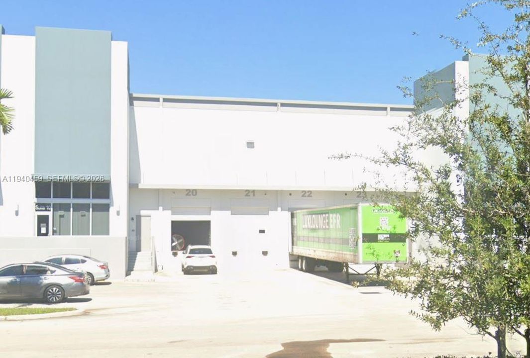 For Rent: $18 (0 beds, 0 baths, 0 Square Feet)