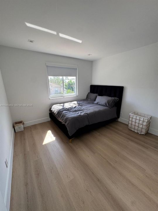 В аренду: $7,500 (4 спален, 3 ванн, 2015 Квадратных фут)