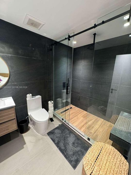 В аренду: $7,500 (4 спален, 3 ванн, 2015 Квадратных фут)