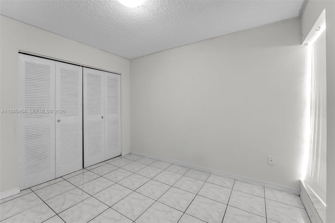 En Venta: $571,300 (3 camas, 2 baños, 1667 Pies cuadrados)