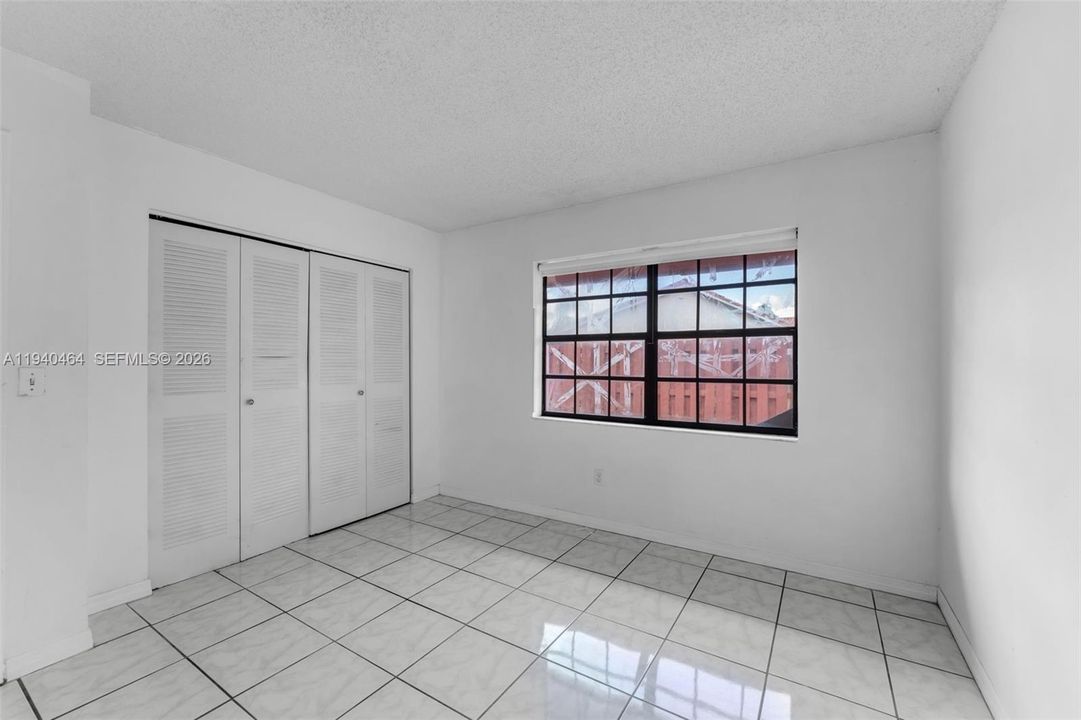 En Venta: $571,300 (3 camas, 2 baños, 1667 Pies cuadrados)