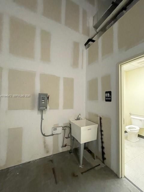 出租: $4,100 (0 贝兹, 0 浴室, 0 平方英尺)