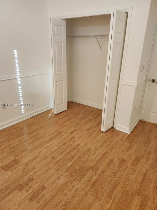 待售: $550,000 (4 贝兹, 2 浴室, 1793 平方英尺)