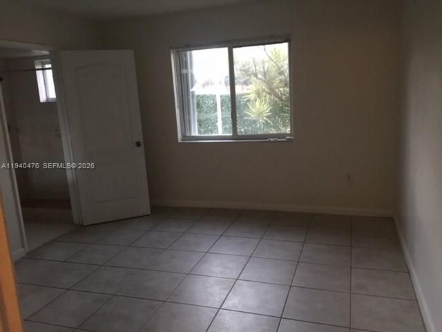 For Rent: $3,000 (4 beds, 2 baths, 1330 Square Feet)