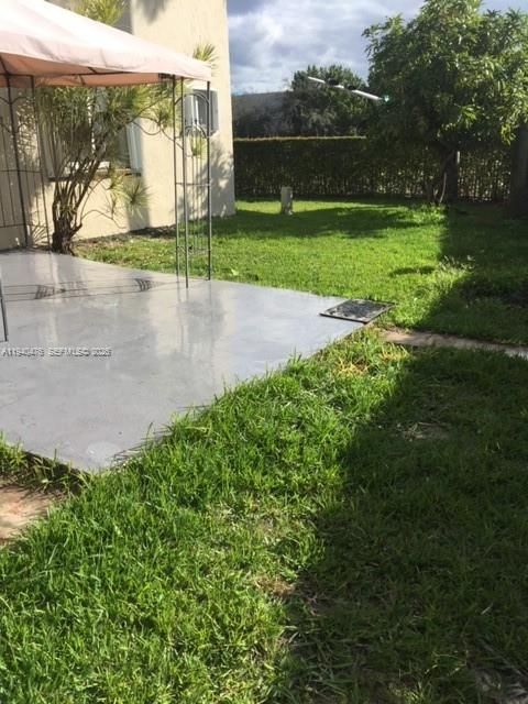 For Rent: $3,000 (4 beds, 2 baths, 1330 Square Feet)