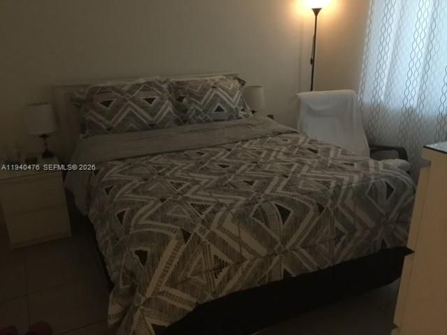 For Rent: $3,000 (4 beds, 2 baths, 1330 Square Feet)