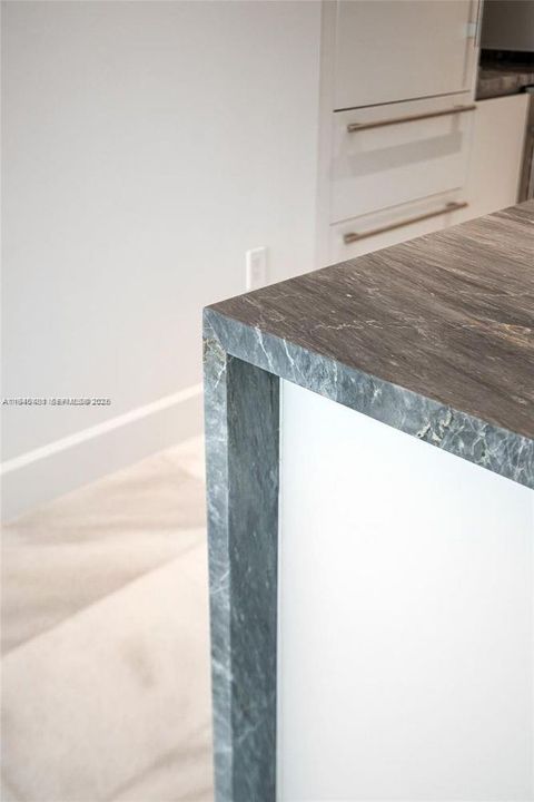 В аренду: $4,400 (1 спален, 1 ванн, 680 Квадратных фут)