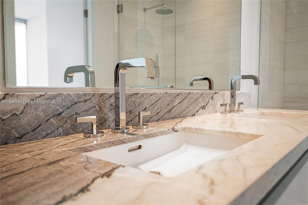 В аренду: $4,400 (1 спален, 1 ванн, 680 Квадратных фут)