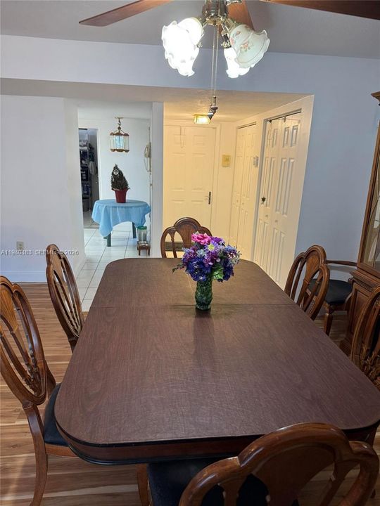 For Sale: $685,000 (3 beds, 2 baths, 1809 Square Feet)