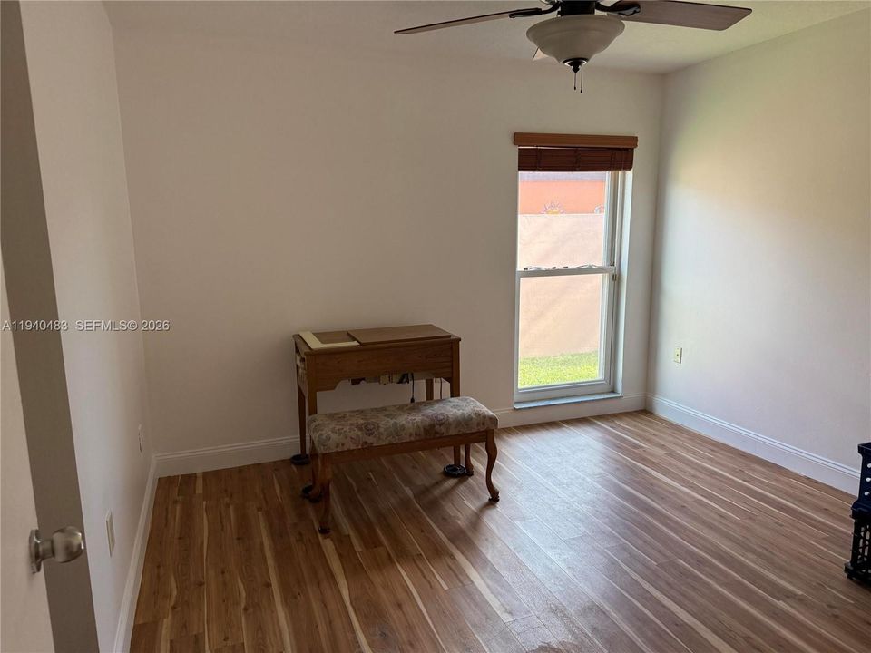 For Sale: $685,000 (3 beds, 2 baths, 1809 Square Feet)