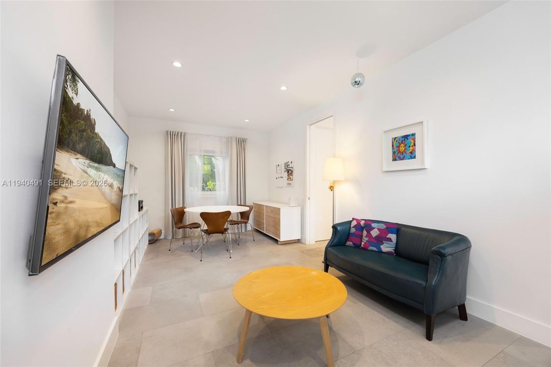 For Sale: $3,750,000 (4 beds, 4 baths, 3334 Square Feet)