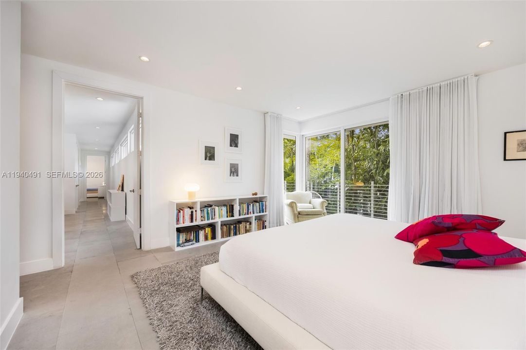 For Sale: $3,750,000 (4 beds, 4 baths, 3334 Square Feet)