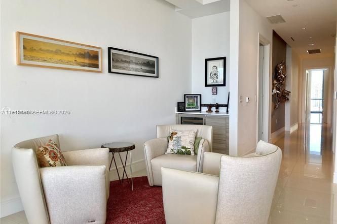 En Venta: $2,199,000 (4 camas, 5 baños, 2599 Pies cuadrados)