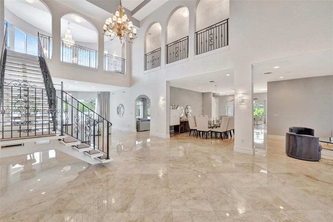 Activo con contrato: $5,450,000 (8 camas, 7 baños, 7966 Pies cuadrados)