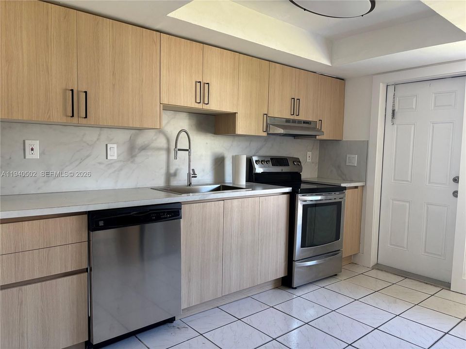 For Sale: $600,000 (0 beds, 0 baths, 2199 Square Feet)