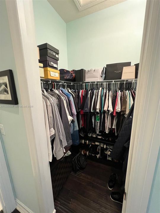 En Venta: $895,000 (3 camas, 2 baños, 1914 Pies cuadrados)