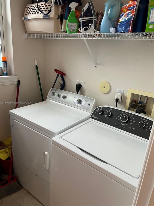 En Venta: $895,000 (3 camas, 2 baños, 1914 Pies cuadrados)