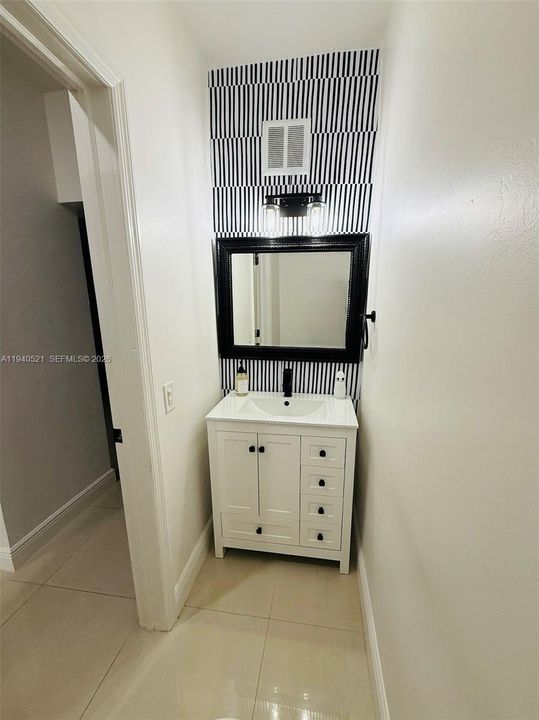 For Rent: $4,000 (2 beds, 2 baths, 1780 Square Feet)