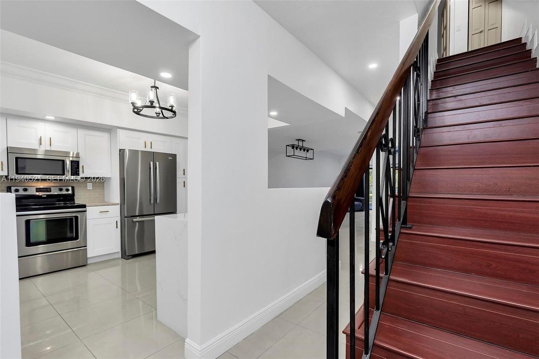 For Rent: $4,000 (2 beds, 2 baths, 1780 Square Feet)