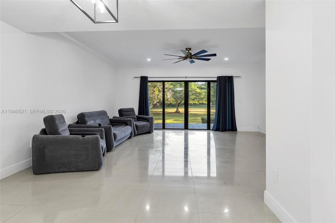 For Rent: $4,000 (2 beds, 2 baths, 1780 Square Feet)