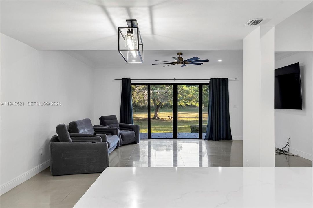 For Rent: $4,000 (2 beds, 2 baths, 1780 Square Feet)