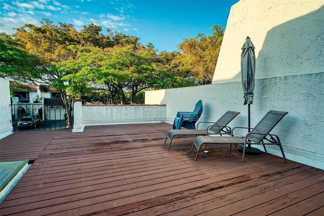 For Rent: $4,000 (2 beds, 2 baths, 1780 Square Feet)