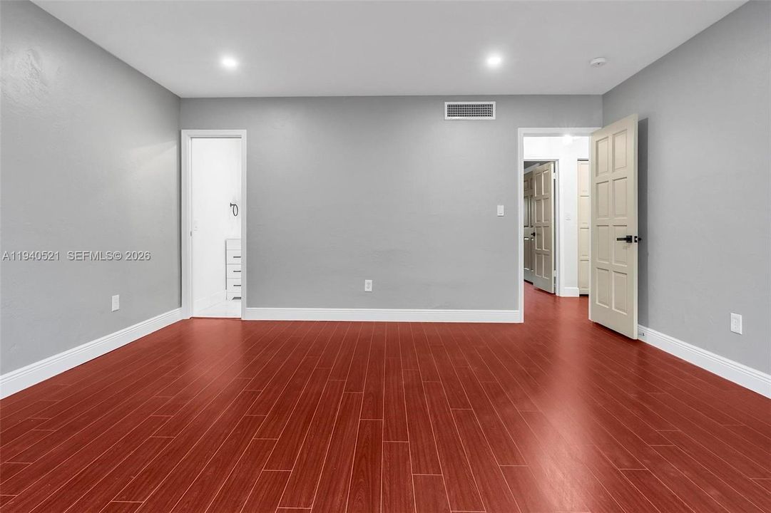 For Rent: $4,000 (2 beds, 2 baths, 1780 Square Feet)