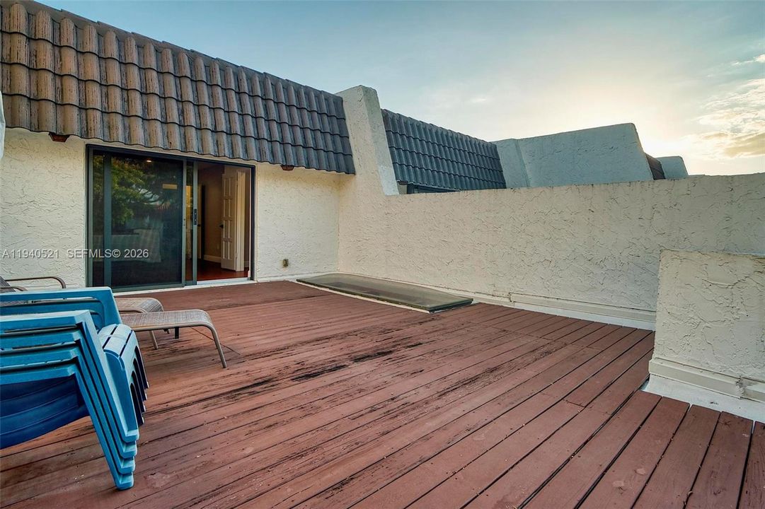 For Rent: $4,000 (2 beds, 2 baths, 1780 Square Feet)