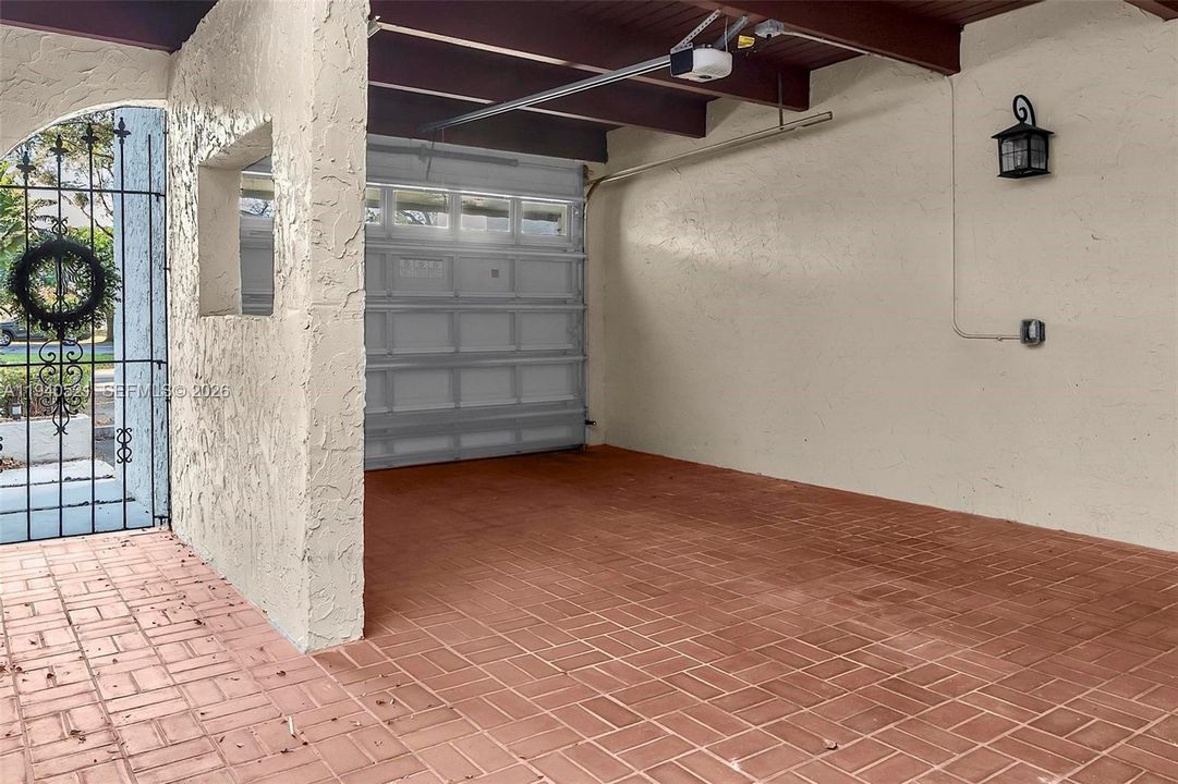 For Rent: $4,000 (2 beds, 2 baths, 1780 Square Feet)