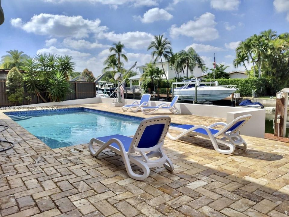 For Rent: $14,000 (4 beds, 3 baths, 3458 Square Feet)