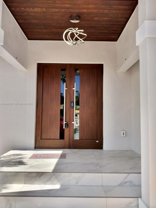 For Rent: $14,000 (4 beds, 3 baths, 3458 Square Feet)