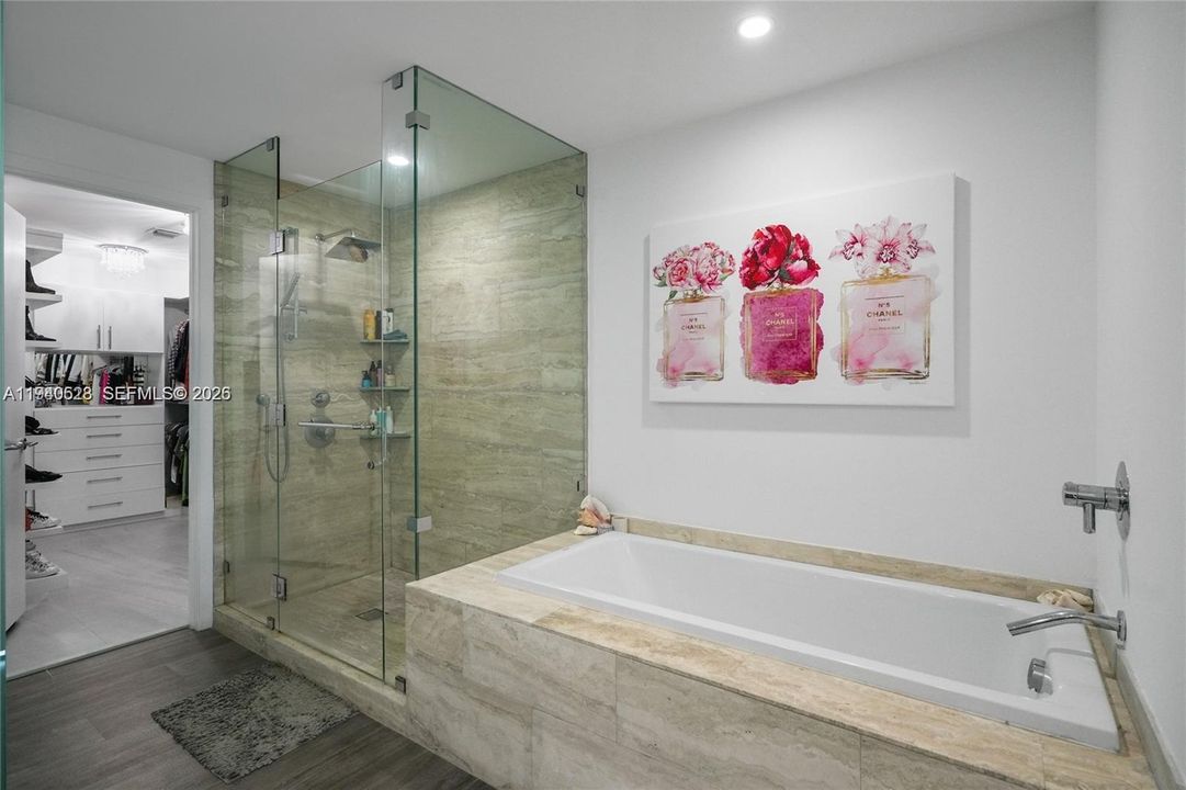 В аренду: $6,200 (2 спален, 3 ванн, 1223 Квадратных фут)