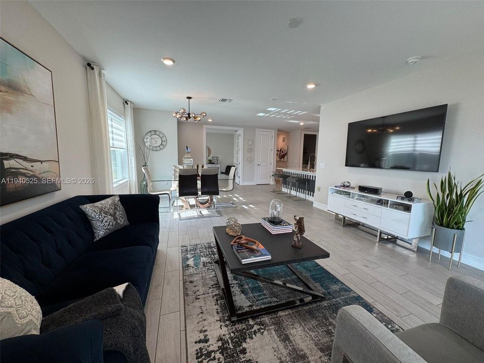 For Sale: $305,000 (2 beds, 2 baths, 0 Square Feet)