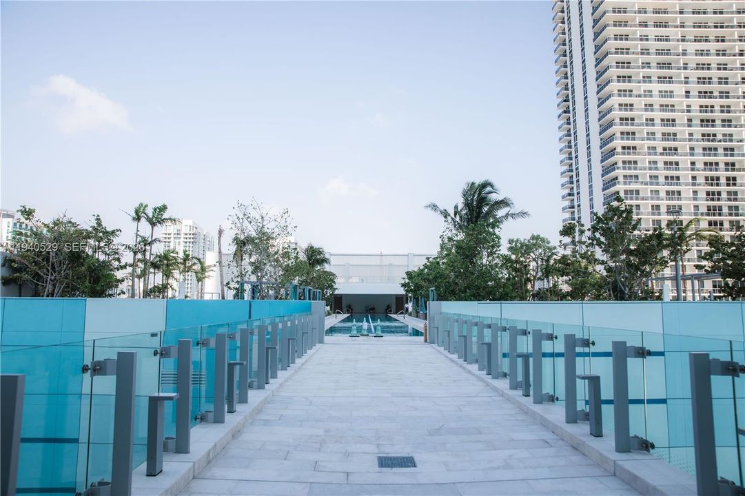 En Renta: $30,000 (4 camas, 6 baños, 3788 Pies cuadrados)