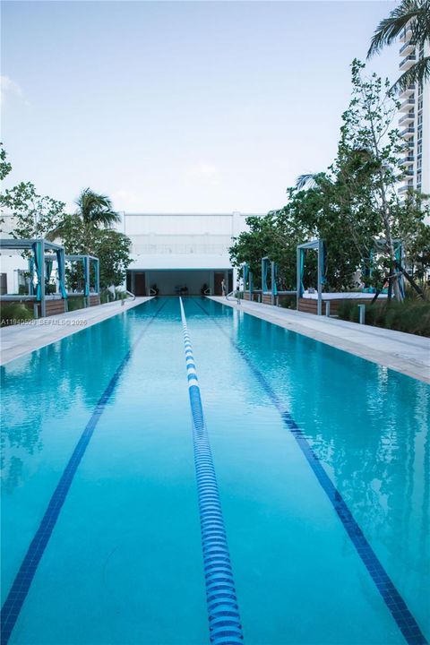 En Renta: $30,000 (4 camas, 6 baños, 3788 Pies cuadrados)