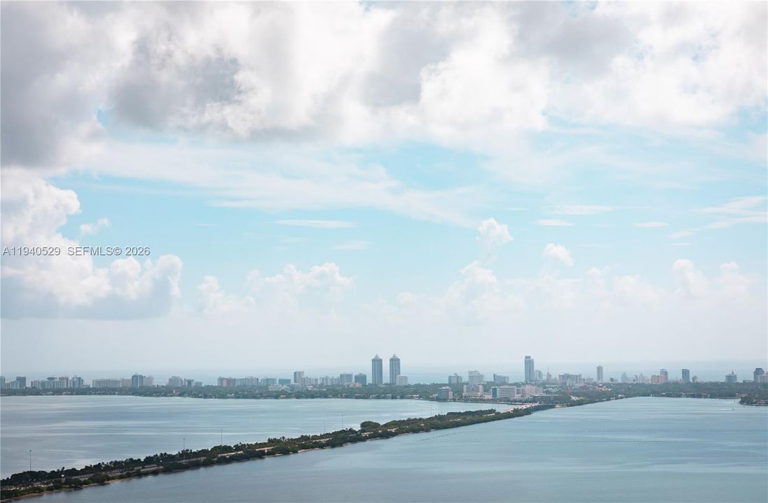 En Renta: $30,000 (4 camas, 6 baños, 3788 Pies cuadrados)