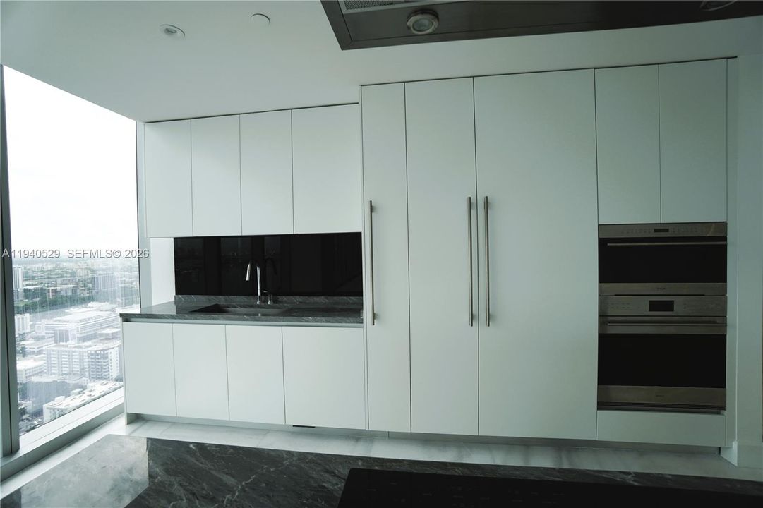 En Renta: $30,000 (4 camas, 6 baños, 3788 Pies cuadrados)